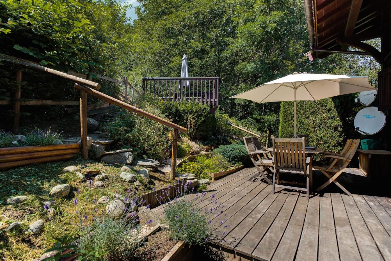 Chalet Blackbushe - Traditional Chalet - Alpes Travel - Sleeps 4-6 レ・ズッシュ エクステリア 写真
