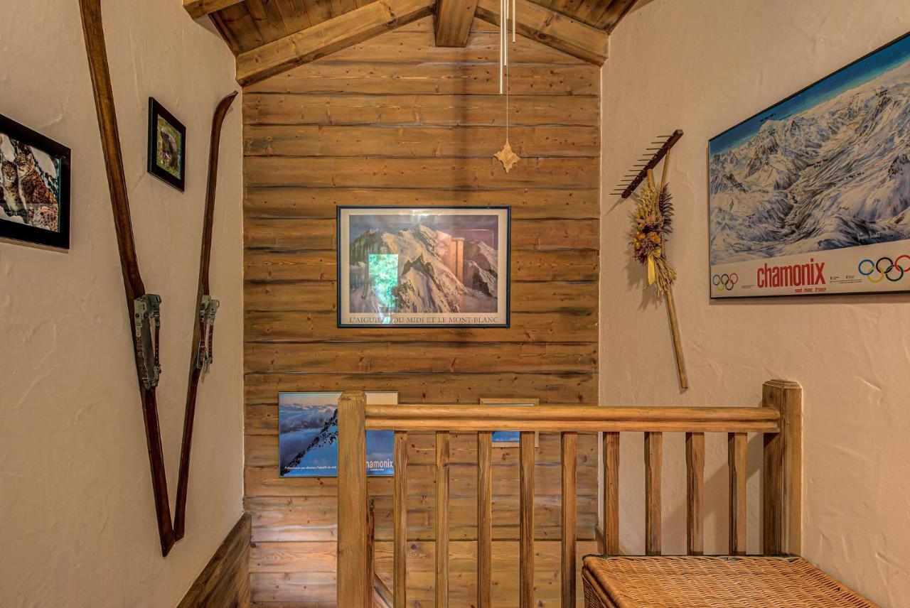Chalet Blackbushe - Traditional Chalet - Alpes Travel - Sleeps 4-6 レ・ズッシュ エクステリア 写真