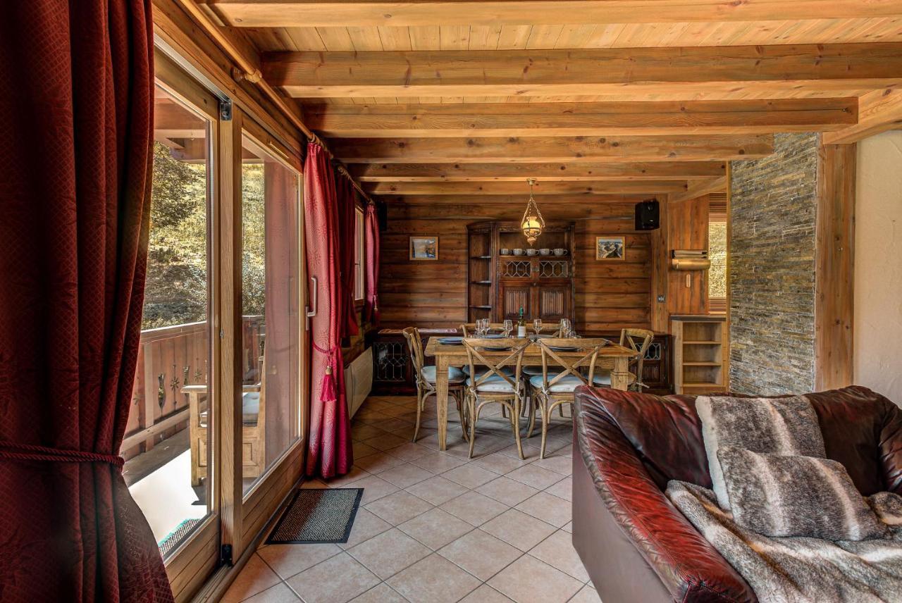 Chalet Blackbushe - Traditional Chalet - Alpes Travel - Sleeps 4-6 レ・ズッシュ エクステリア 写真