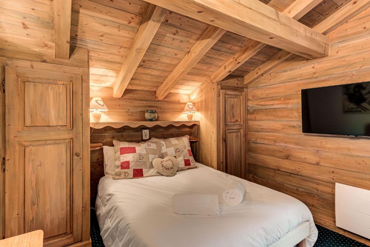 Chalet Blackbushe - Traditional Chalet - Alpes Travel - Sleeps 4-6 レ・ズッシュ エクステリア 写真