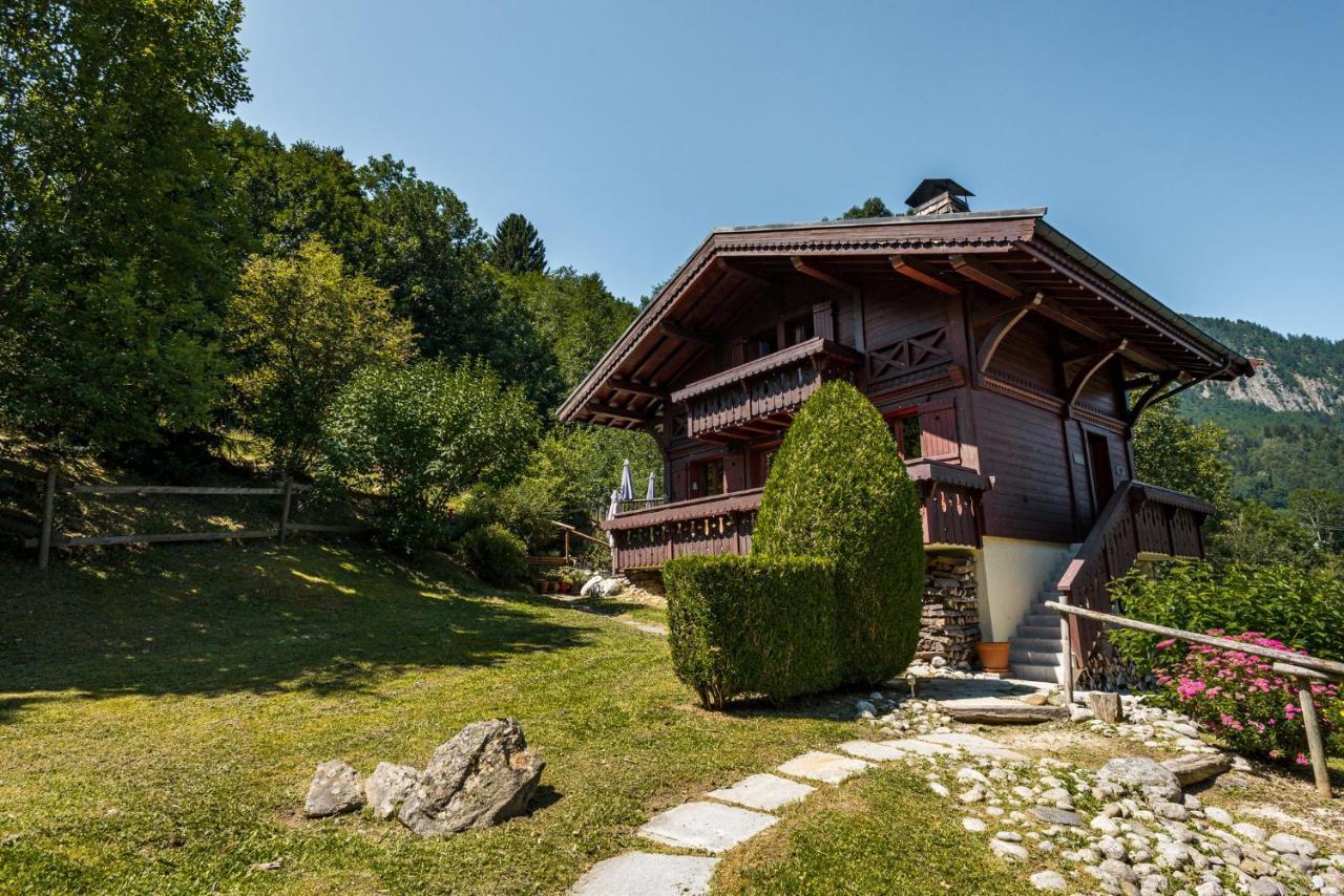 Chalet Blackbushe - Traditional Chalet - Alpes Travel - Sleeps 4-6 レ・ズッシュ エクステリア 写真