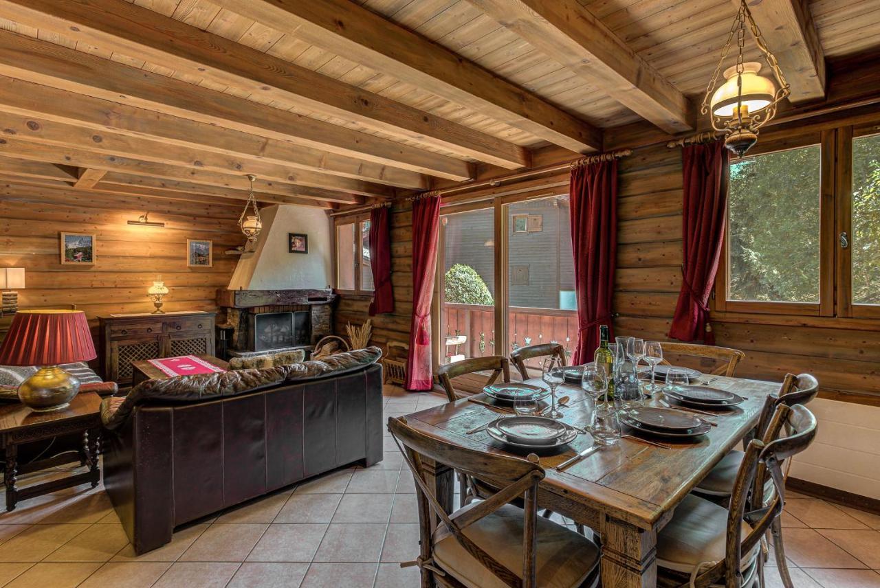 Chalet Blackbushe - Traditional Chalet - Alpes Travel - Sleeps 4-6 レ・ズッシュ エクステリア 写真